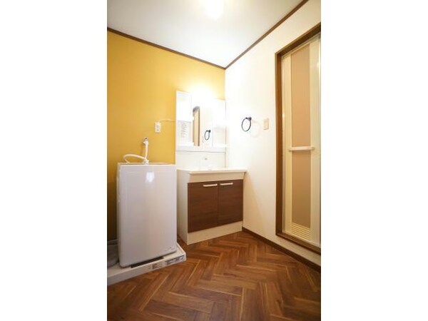 洗面所・脱衣所(シャンプードレッサー新品！)