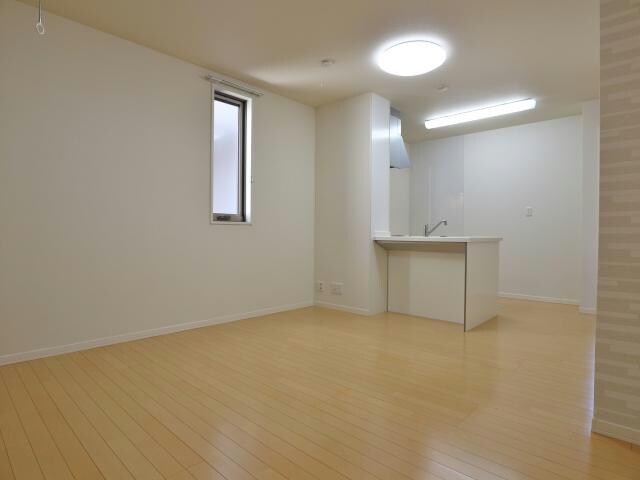 物件内観写真5　(清潔感のある内装のお部屋です！)