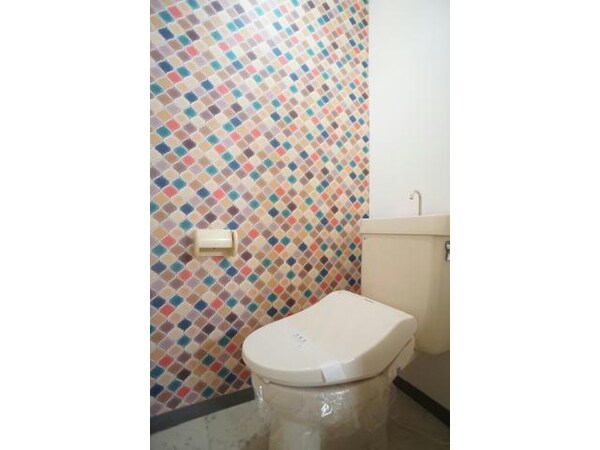 トイレ(温水洗浄便座付き)