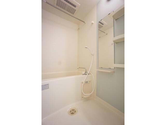 物件内観写真13　(浴室乾燥機付き)