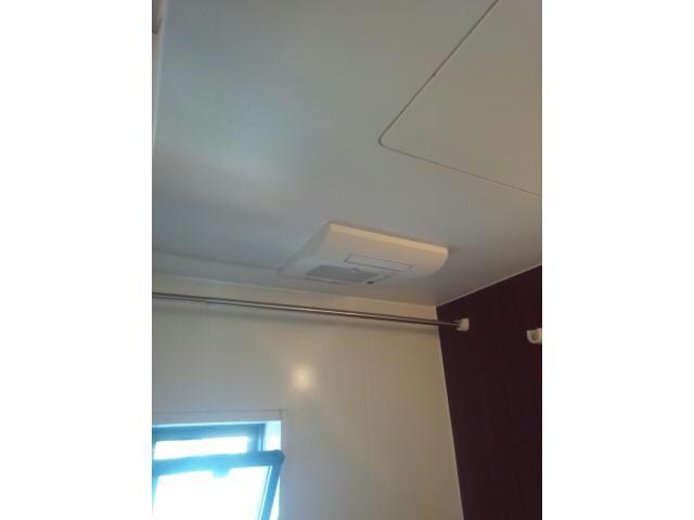 物件内観写真20　(浴室換気乾燥機)