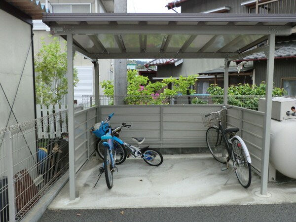 駐輪場