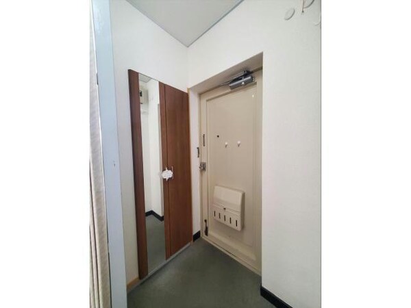 玄関回り
