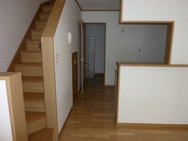 リビングダイニング