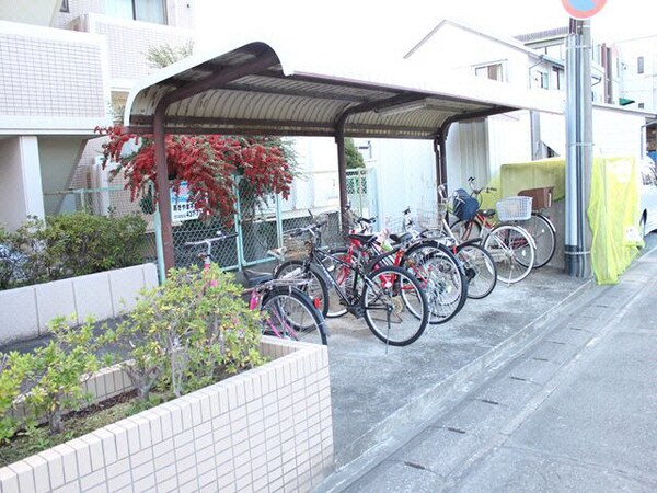 駐輪場