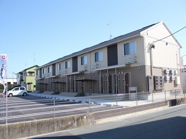 物件外観写真1　(B)