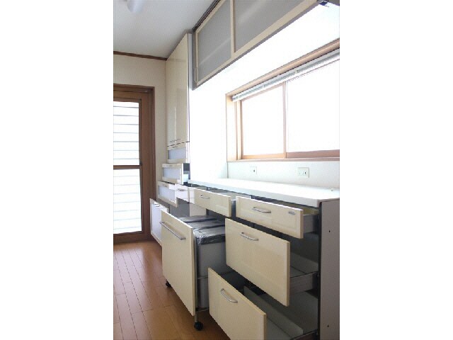 物件内観写真7　(ｺﾞﾐﾗｯｸもすっきり収納)