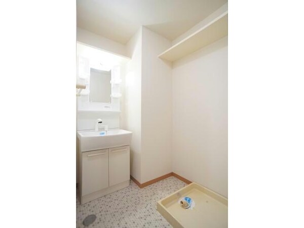 洗面所・脱衣所(シャンプードレッサー)