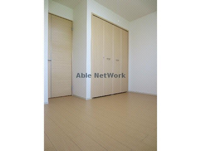 物件内観写真14　(洋室)