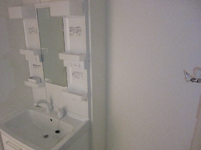 物件内観写真7　(洗面台)