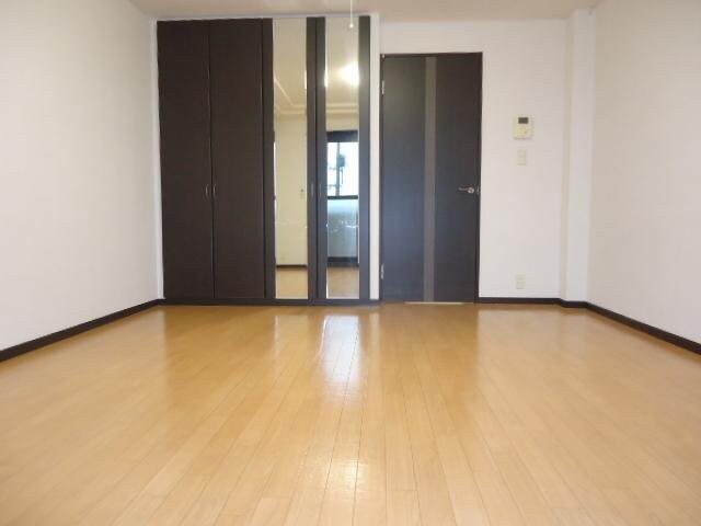 物件内観写真23　(洋室)