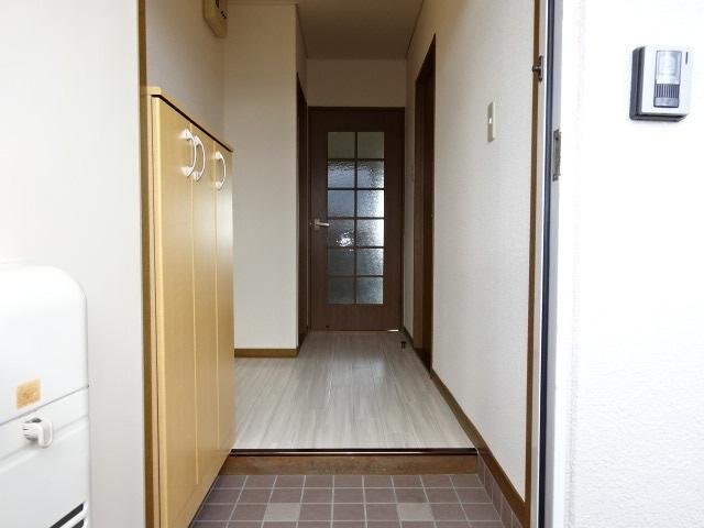 物件内観写真14　(玄関)
