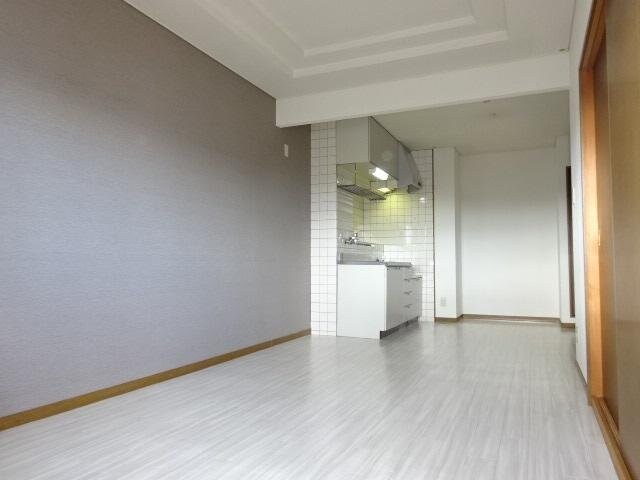 物件内観写真18　(リビング)