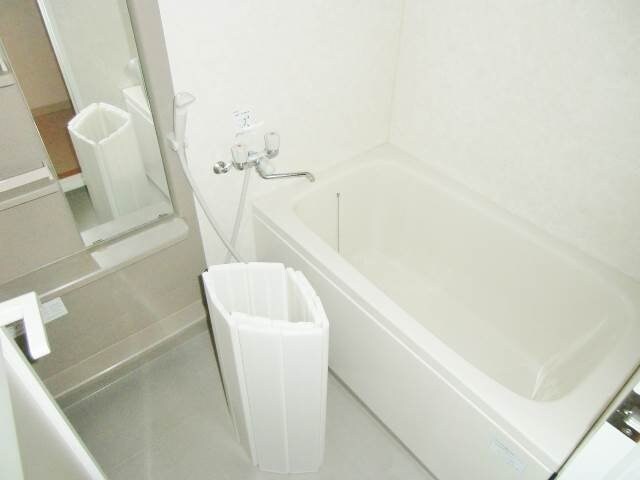 物件内観写真9　(バスルーム)