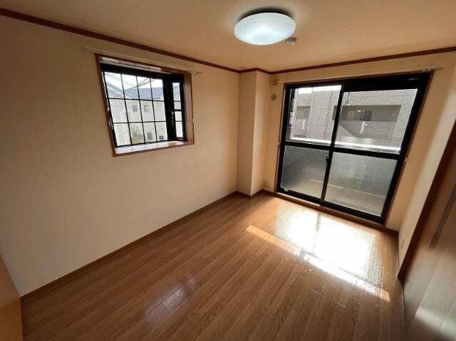 物件内観写真21　(南洋室（出窓付き）)