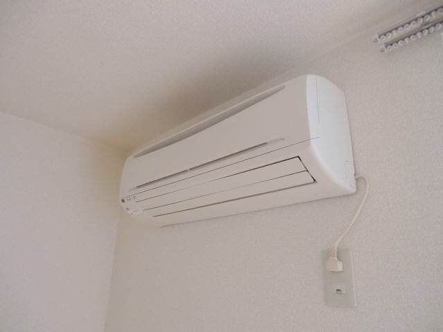 物件内観写真8　(エアコン)