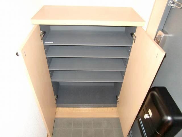 物件内観写真9　(シューズＢＯＸ)