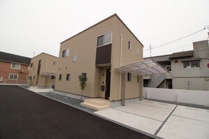 Ｄｏｍａｎｅ原尾島　B棟外観写真