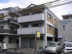 青樹荘マンション外観写真