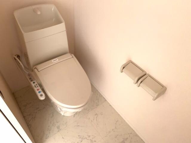 物件内観写真9　(トイレ)