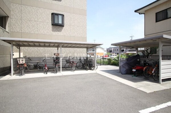 その他共有部分(駐輪場)