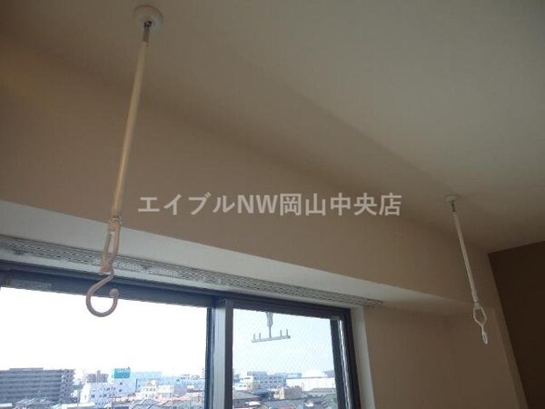 バルコニー(室内物干し（イメージ）)