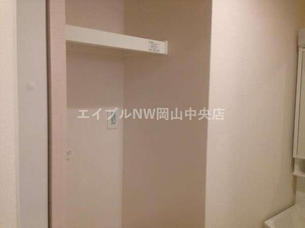 収納(洗濯機上部棚（イメージ）)