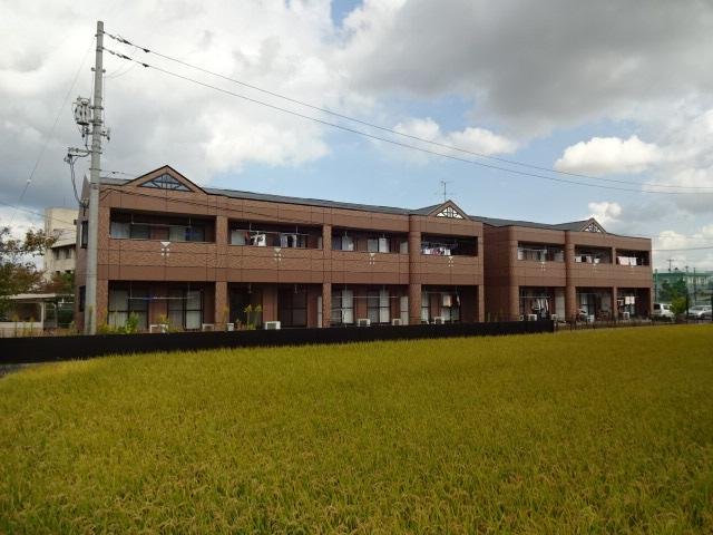 フェアリー芳明