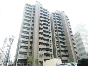 ロイヤルガーデン岡山駅前壱番館外観写真