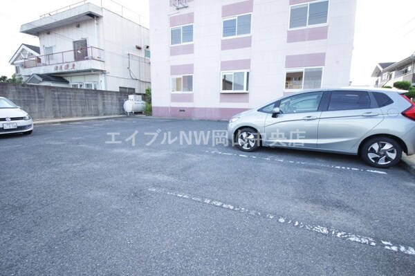 駐車場(駐車場)