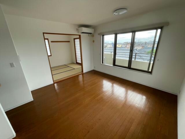 リビングダイニング