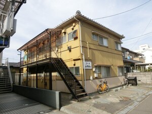 コーポむらよし外観写真