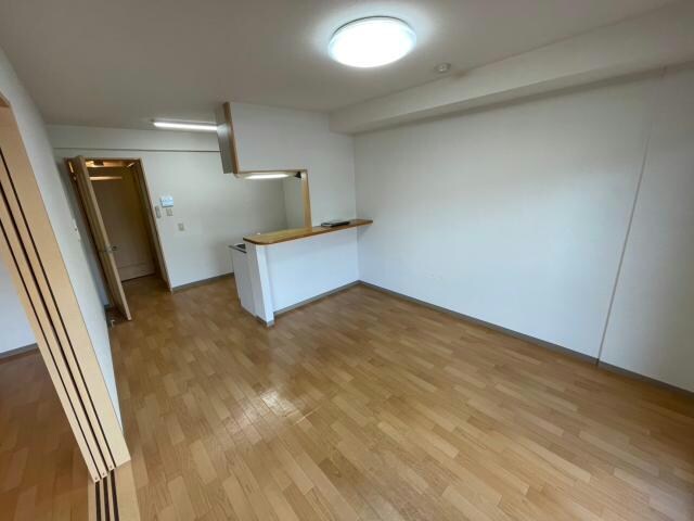 リビングダイニング