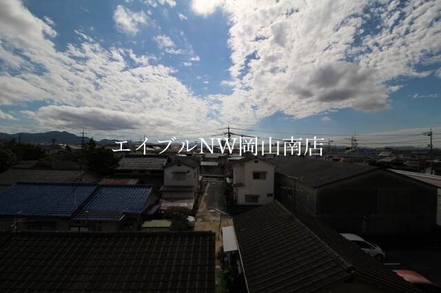 物件内観写真27　(同物件の別の部屋の写真です)