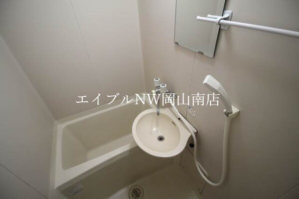 バス／シャワールーム等
