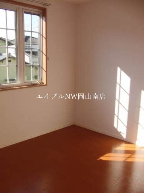 物件内観写真13　(寝室)