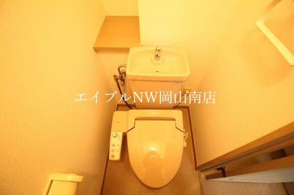 トイレ(温水洗浄便座設置済み)