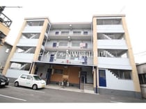 宇野線<宇野みなと線> 大元駅 4階建 築52年の外観写真