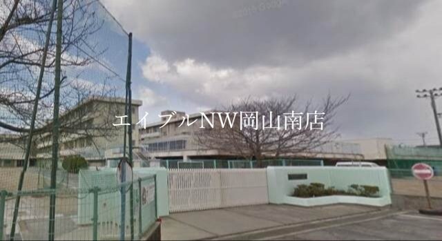 岡山市立芳泉小学校