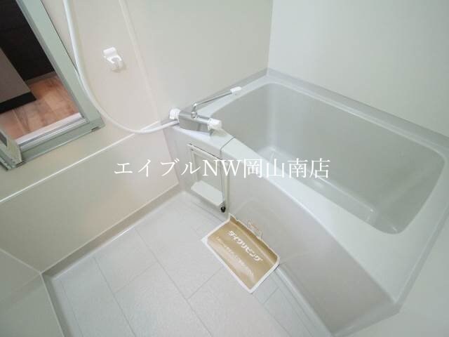 物件内観写真8　(バス／シャワールーム等)