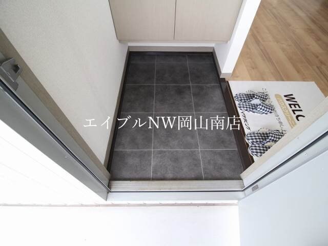 物件内観写真12　(玄関シューズボックス付)