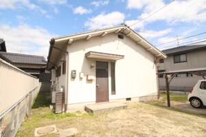 正本様貸家外観写真