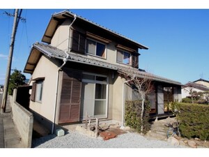 郡　戸建て外観写真