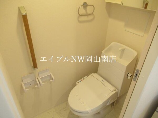 トイレ(シャワー付トイレ)