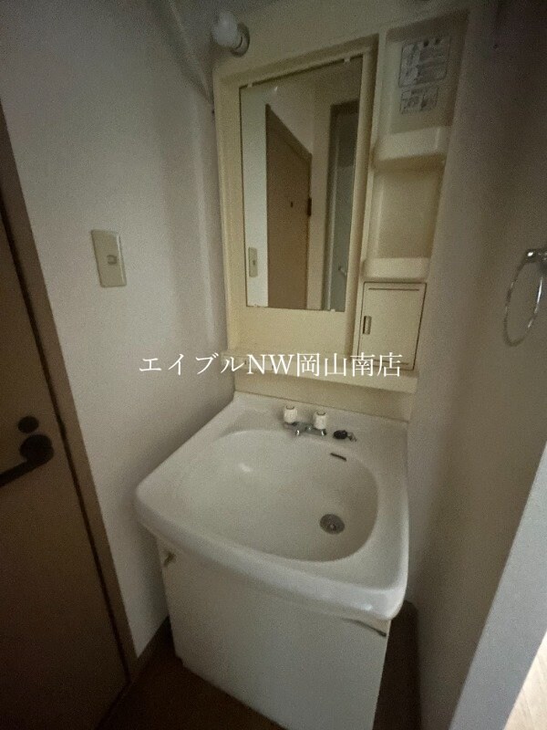 洗面所(洗面台)