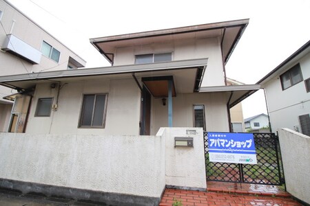 北長瀬戸建て外観写真