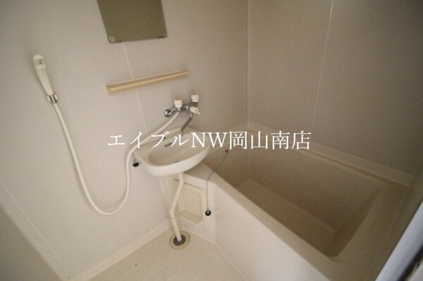 バス／シャワールーム等