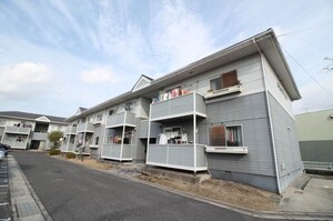 ビィラ、エトワール　Ａ外観写真