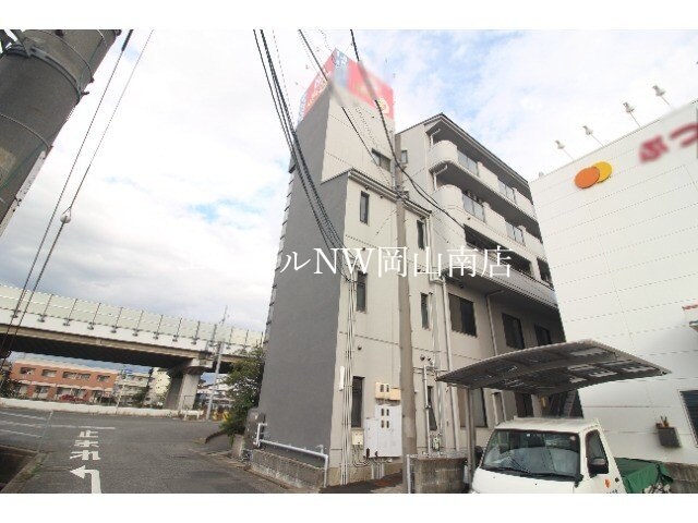 昭和住宅ビルの物件外観写真