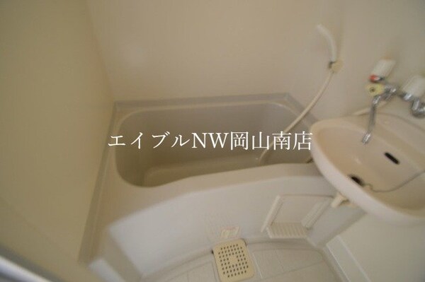 バス／シャワールーム等